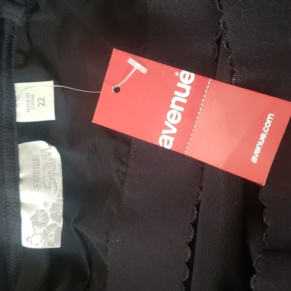 Avenue Black Fringe One Piece Swimsuit new Size 22 - Picture 6 of 8